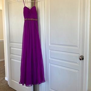 Gorgeous Evening/Formal Dress